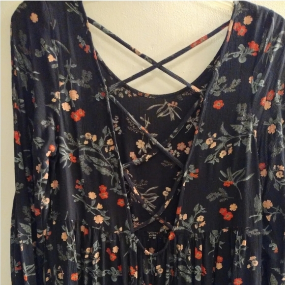 American Eagle Floral Dress Boho Open Shoulder Open Back Size Medium - Picture 8 of 16